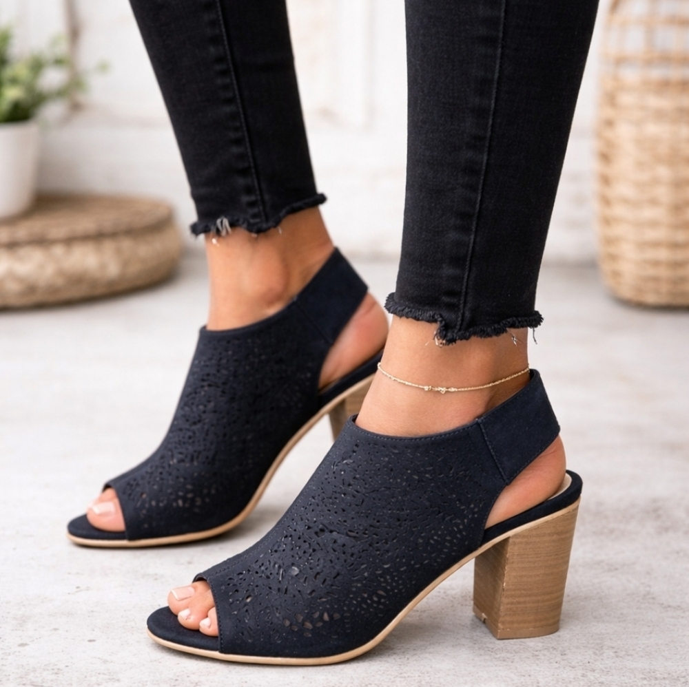 Big Buddha Modern Boho Open Toe Stacked Block Heel Sandals 8M